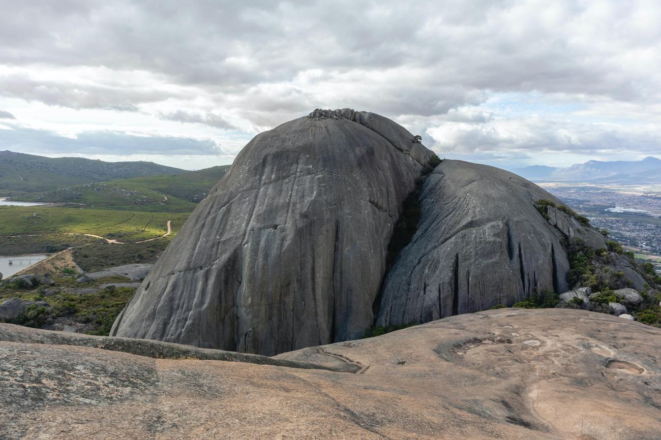 Bizarre granite formations featured