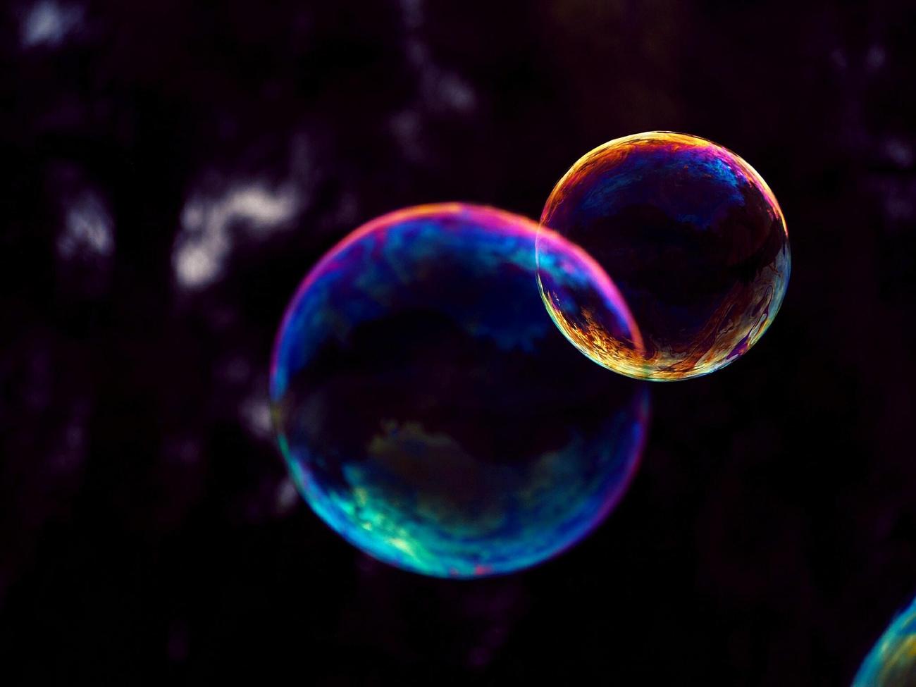 Unique characteristics of bubbles featured