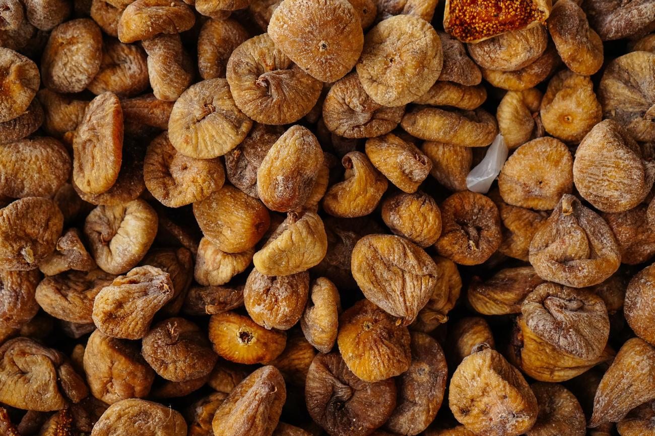 what nuts are good for diabetics featured