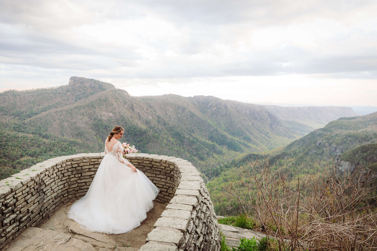 Wiseman's View, NC: Your Guide to Linville Gorge's Grand Vista